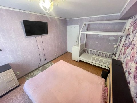 3-к квартира, 1/16 эт., 87м²