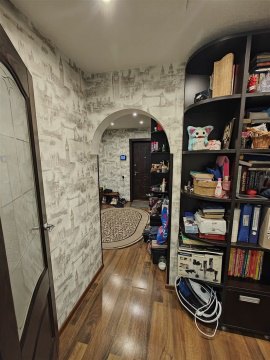 2-к квартира, 4/5 эт., 52м²