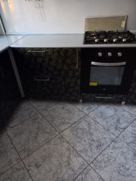 3-к квартира, 4/5 эт., 58м²