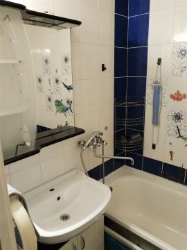 2-к квартира, 2/5 эт., 53м²