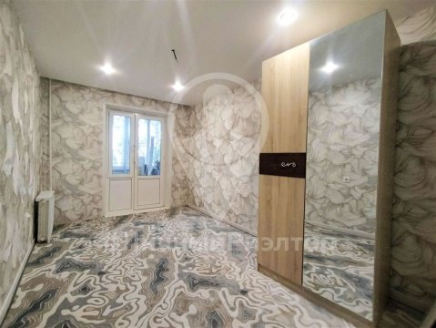 3-к квартира, 6/9 эт., 61м²