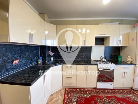 2-к квартира, 9/10 эт., 54м²
