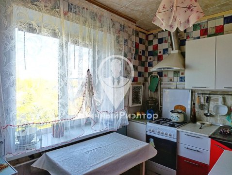 3-к квартира, 3/3 эт., 62м²