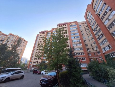 3-к квартира, 2/13 эт., 123м²