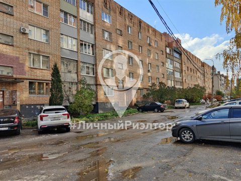 3-к квартира, 4/5 эт., 59м²