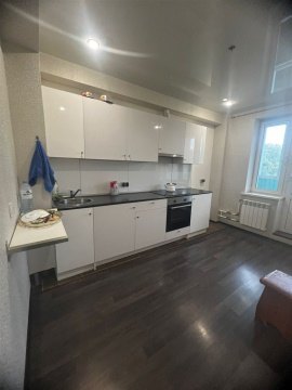 2-к квартира, 7/16 эт., 72м²