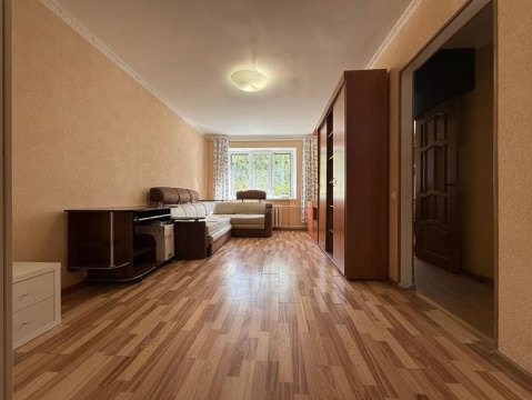 2-к квартира, 1/5 эт., 43м²