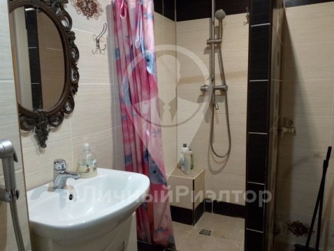 2-к квартира, 2/6 эт., 52м²