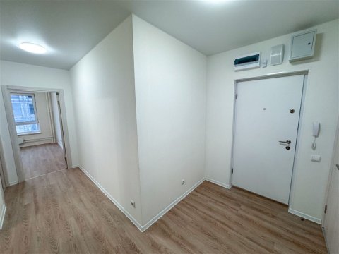 3-к квартира, 3/26 эт., 69м²