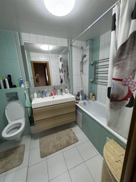3-к квартира, 3/17 эт., 90м²
