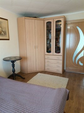 3-к квартира, 4/5 эт., 60м²