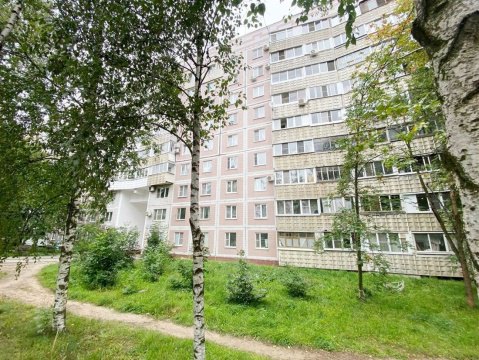 2-к квартира, 8/9 эт., 54м²