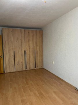 1-к квартира, 5/9 эт., 32м²