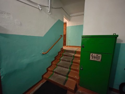 2-к квартира, 4/5 эт., 52м²
