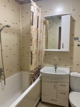 1-к квартира, 10/10 эт., 40м²