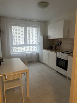 1-к квартира, 13/25 эт., 38м²