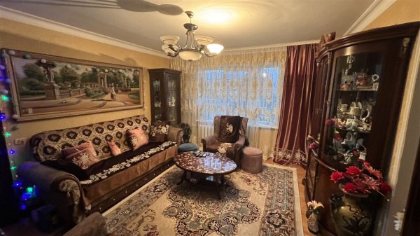 3-к квартира, 1/4 эт., 54м²