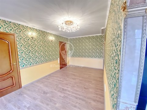 3-к квартира, 4/5 эт., 43м²