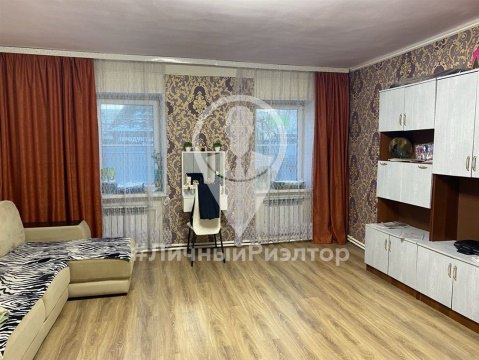 Дом 108м², участок 337 сот.