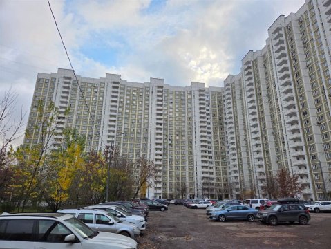 2-к квартира, 2/22 эт., 57м²