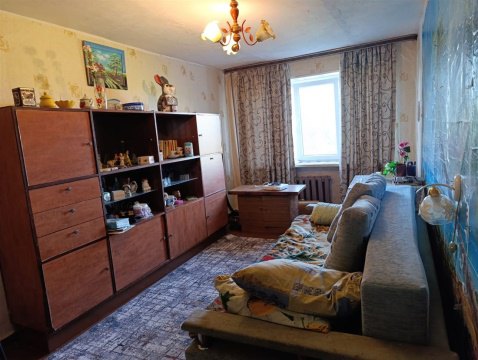 2-к квартира, 4/5 эт., 42м²