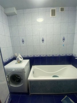2-к квартира, 2/4 эт., 50м²