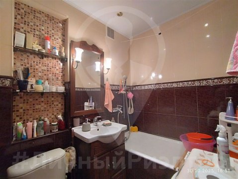 2-к квартира, 2/4 эт., 40м²