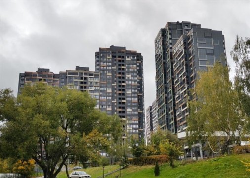 2-к квартира, 17/25 эт., 49м²