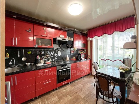 3-к квартира, 3/3 эт., 59м²