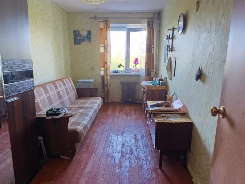 2-к квартира, 4/5 эт., 42м²