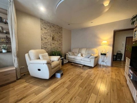 1-к квартира, 2/20 эт., 52м²