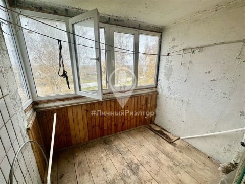 2-к квартира, 3/5 эт., 54м²