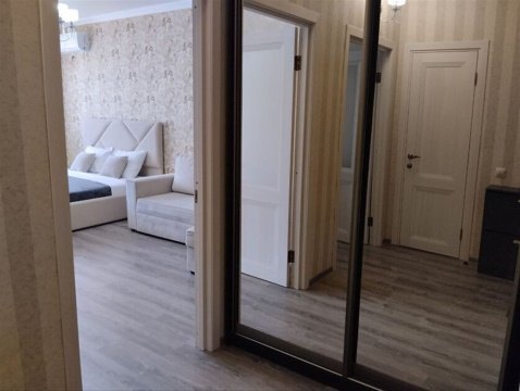 1-к квартира, 7/17 эт., 50м²