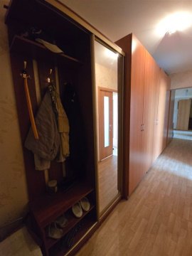 3-к квартира, 7/10 эт., 72м²