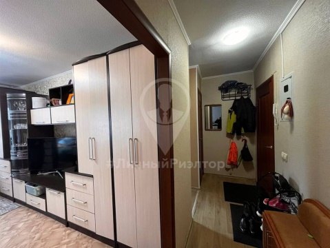 2-к квартира, 3/5 эт., 42м²
