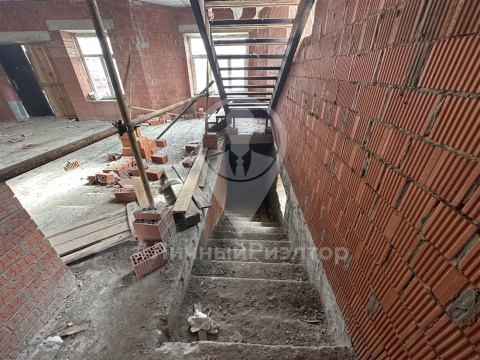 Дом 504м², участок 15 сот.