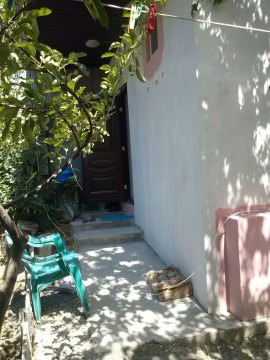 Дом 32м², участок 1 сот.