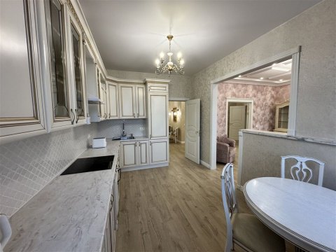 2-к квартира, 5/21 эт., 77м²