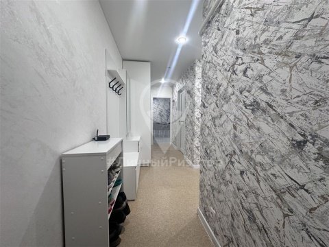 3-к квартира, 1/9 эт., 61м²