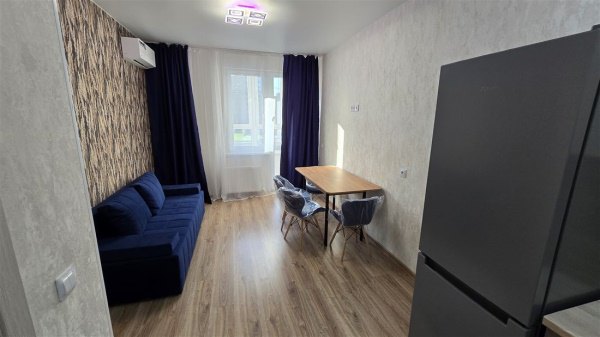1-к квартира, 2/7 эт., 40м²