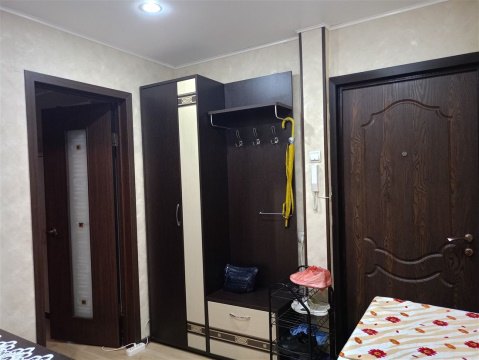 3-к квартира, 1/5 эт., 62м²