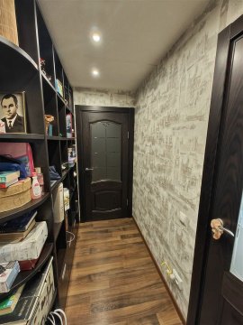 2-к квартира, 4/5 эт., 52м²