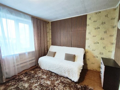 2-к квартира, 5/5 эт., 42м²