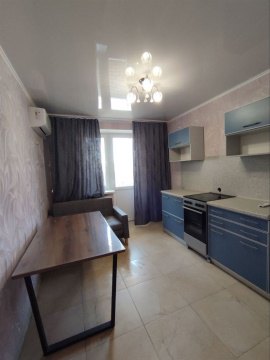 1-к квартира, 10/10 эт., 40м²