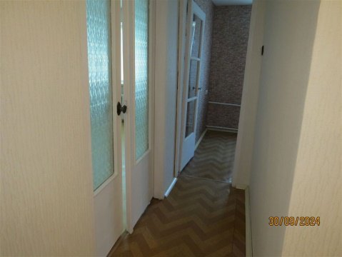 2-к квартира, 1/4 эт., 43м²