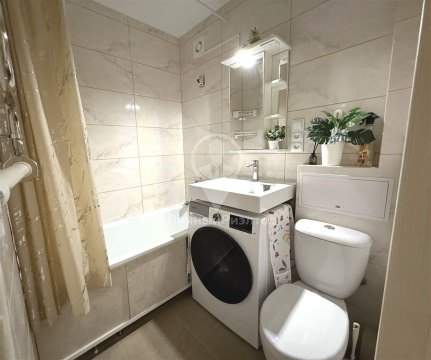 2-к квартира, 2/5 эт., 47м²