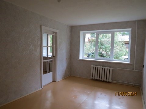 2-к квартира, 1/4 эт., 43м²