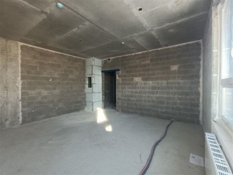 2-к квартира, 24/28 эт., 70м²