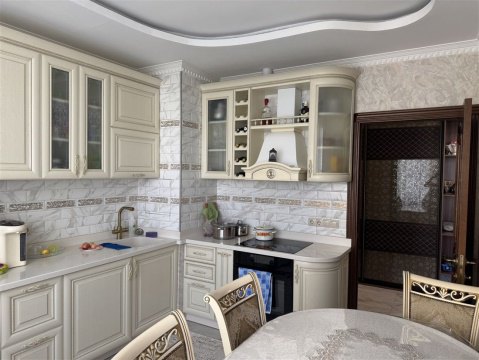 2-к квартира, 7/15 эт., 55м²
