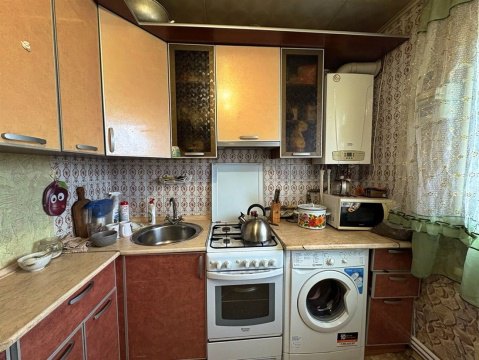2-к квартира, 5/5 эт., 43м²
